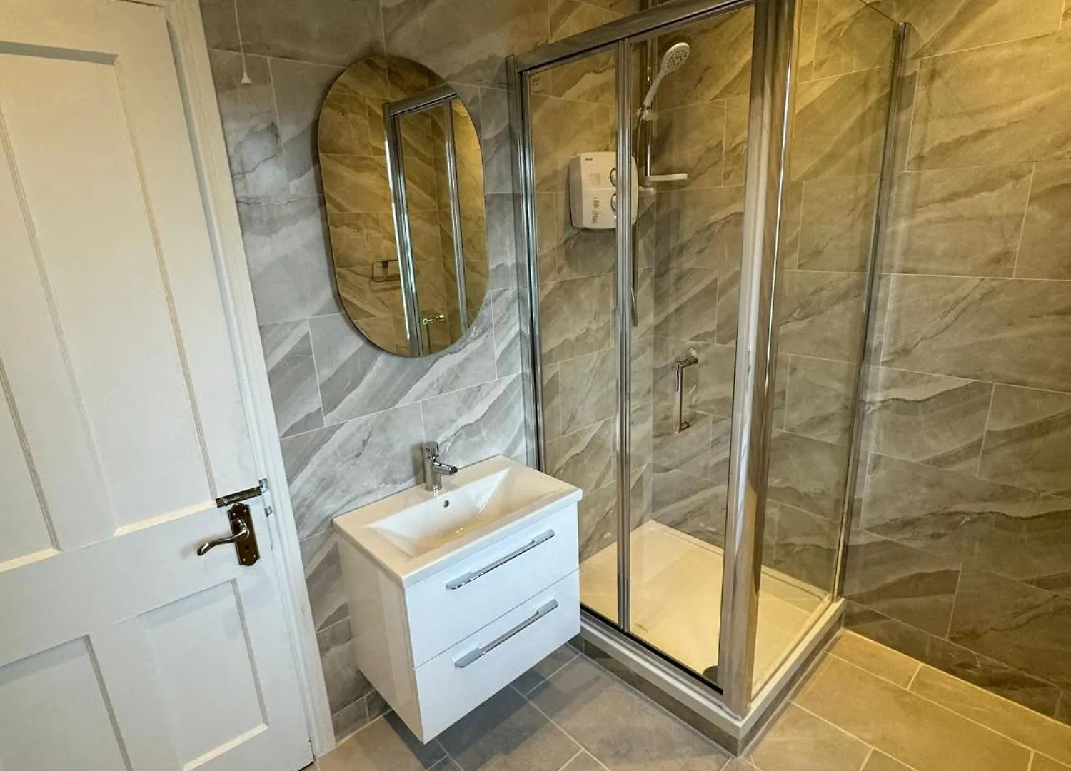 Nice Triple Room At 2 Iveragh Rd-6 Dublin